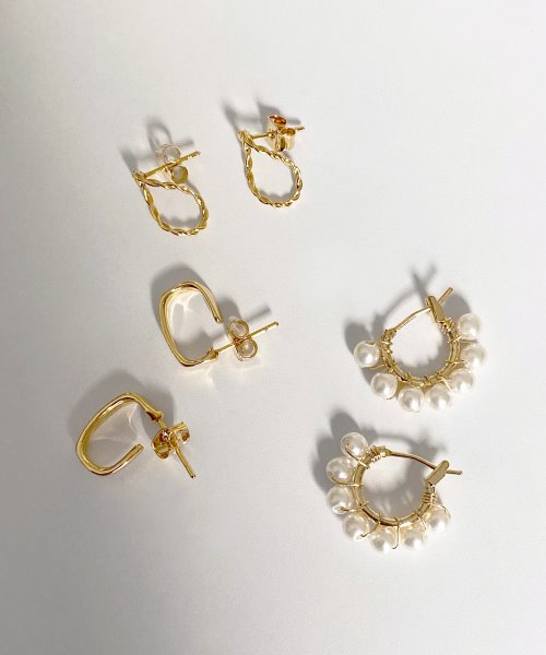 pearl earring set