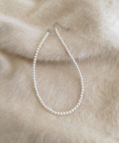 glossy pearl necklace